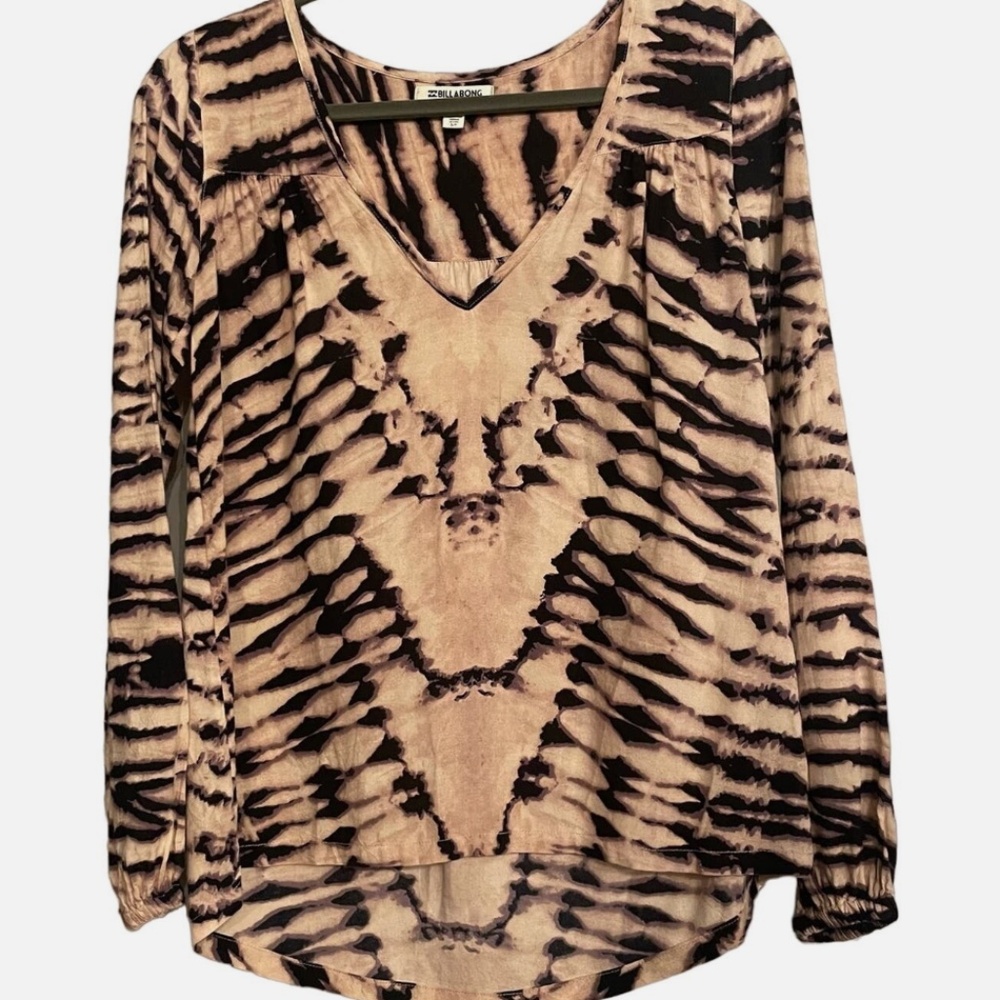 Billabong Long Sleeve Tie Dye Asymmetrical Pattern V-Neck Women's Top Size S/P